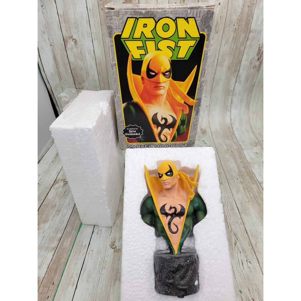 Marvel Iron Fist Mini Bust Collectible 5.5" 1:8 731/4000 Bowen Designs 1999